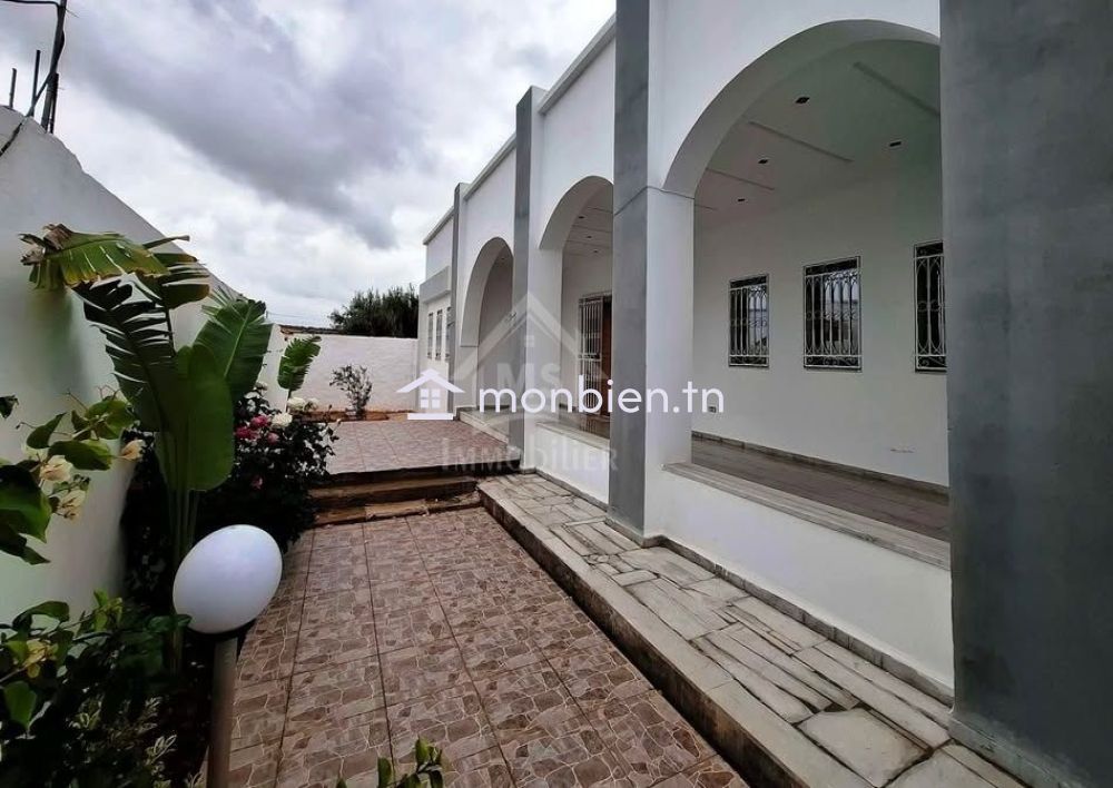 Coquette villa S+3 à Birbouregba à vendre 51355351