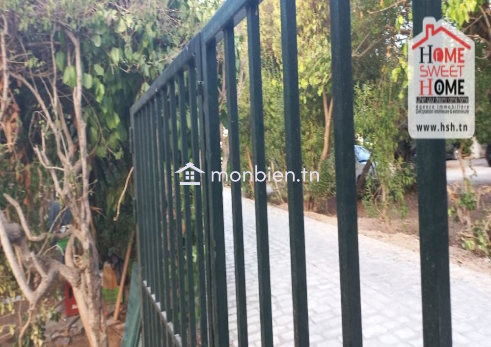 Terrain Villa Clarita à Vendre à La Marsa Ville