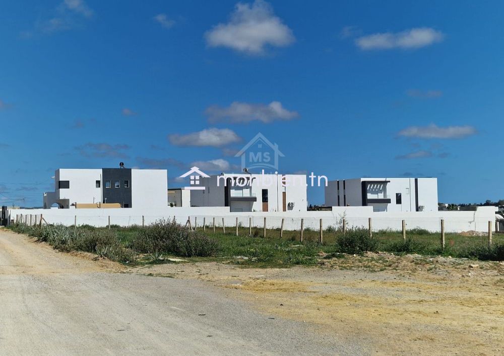 51355351للبيع أرض صبغة سكنية في الحمامات الجنوبية