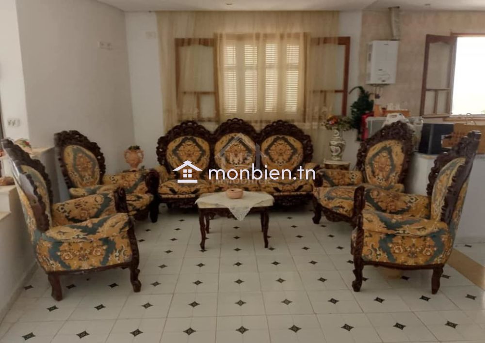 Une maison avec garage et jardin à Birbouregba à vendre 51355351