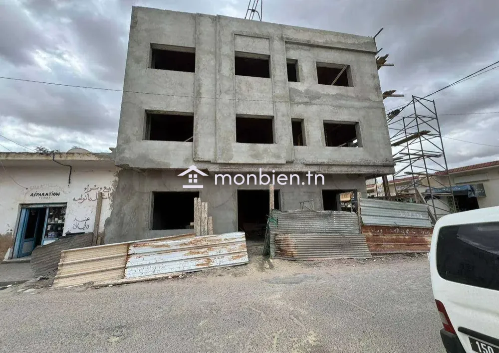 LOCATION : Réservez votre Local Commercial pour un Projet Médical ou commercial à Siliana