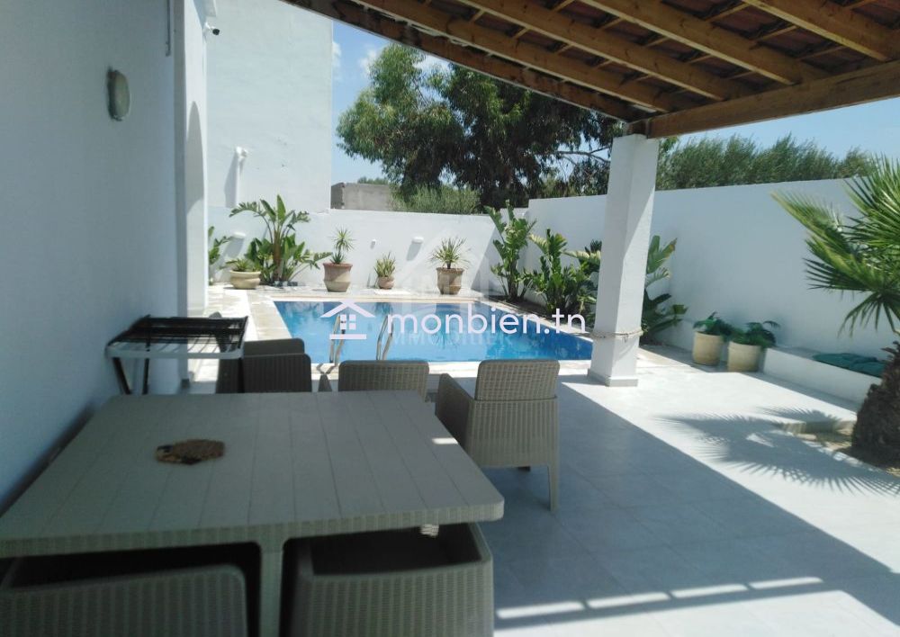Villa avec jardin et piscine à vendre à Hammamet Sud 51355351