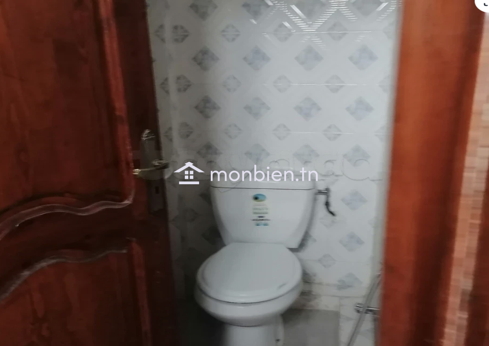 une maison située au 2ème étage