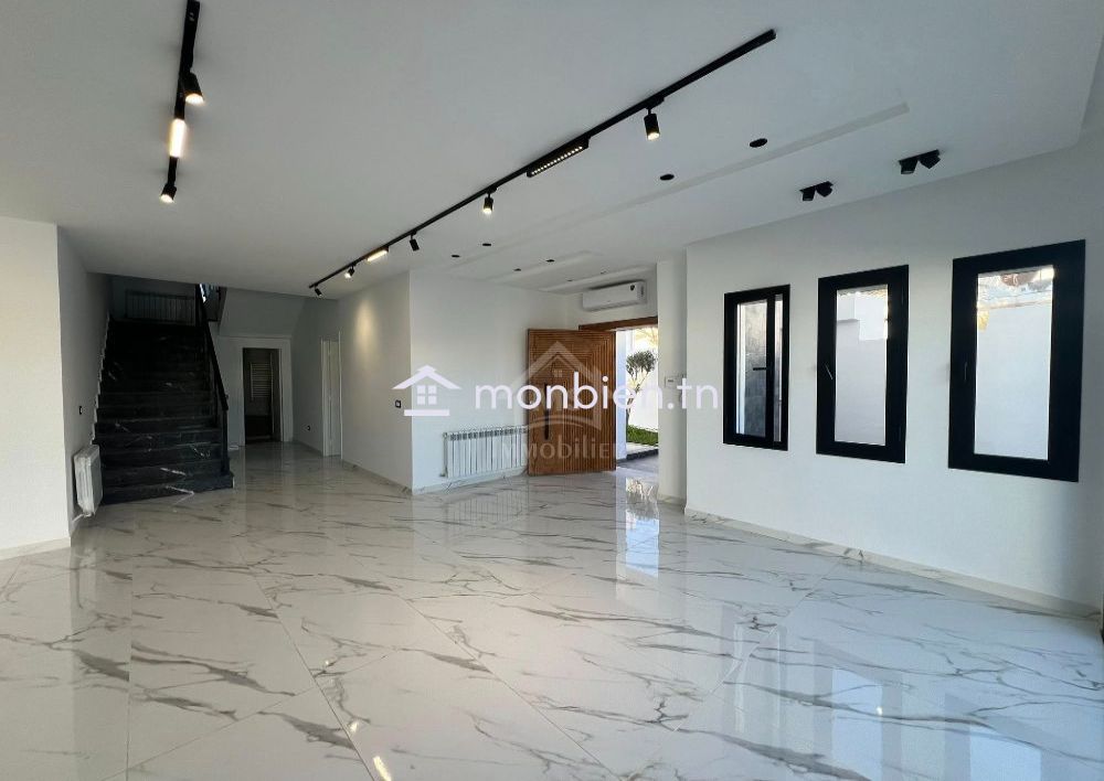 Un triplex avec piscine à Hammamet Nord à vendre 51355351