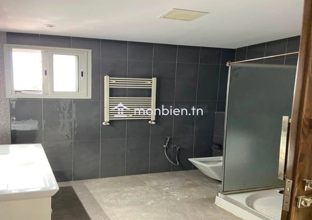 *À Louer – Appartement S+3 Haut Standing à El Manar**