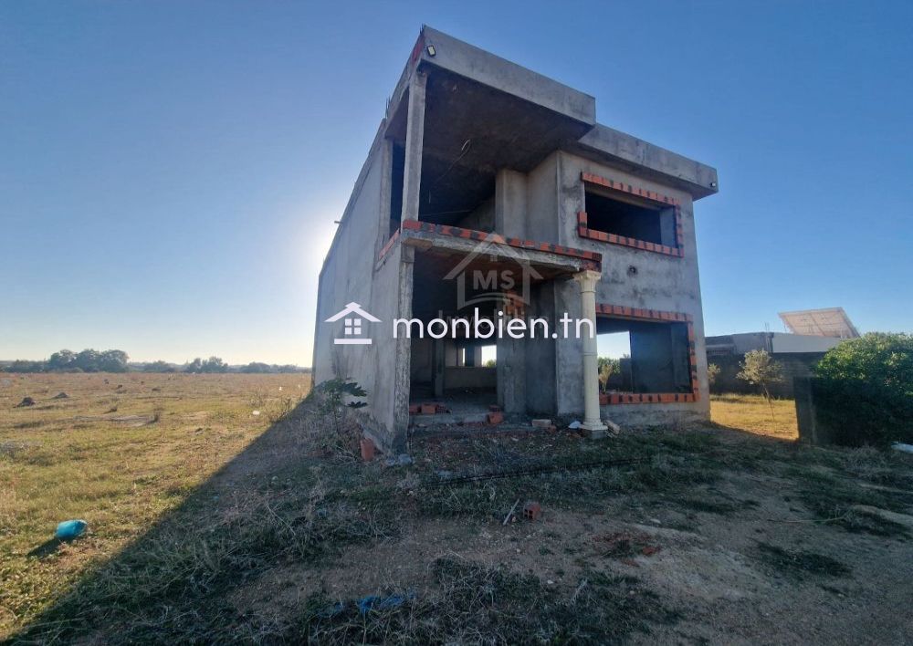 Villa S+4 encours de construction à vendre à Korba 51355351