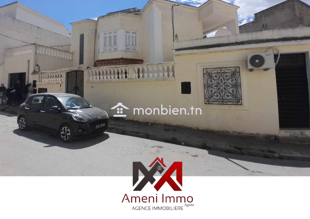 à vendre villa style américain à El Mourouj 3.