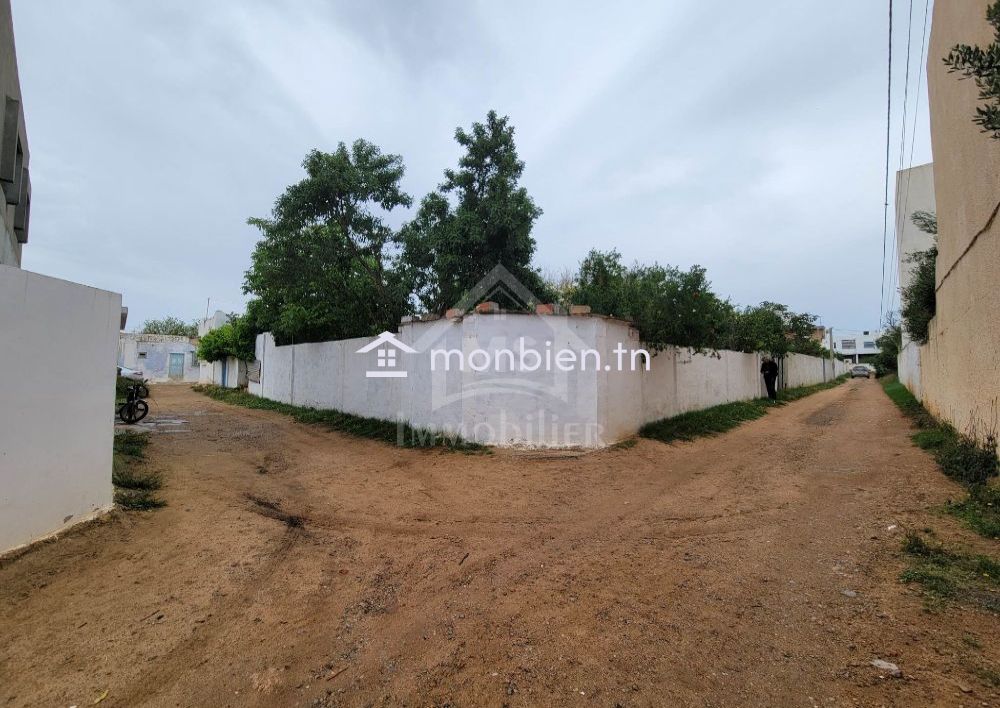 Lot de terrain de 240 m² à Hammamet à vendre à 110 MD 51355351