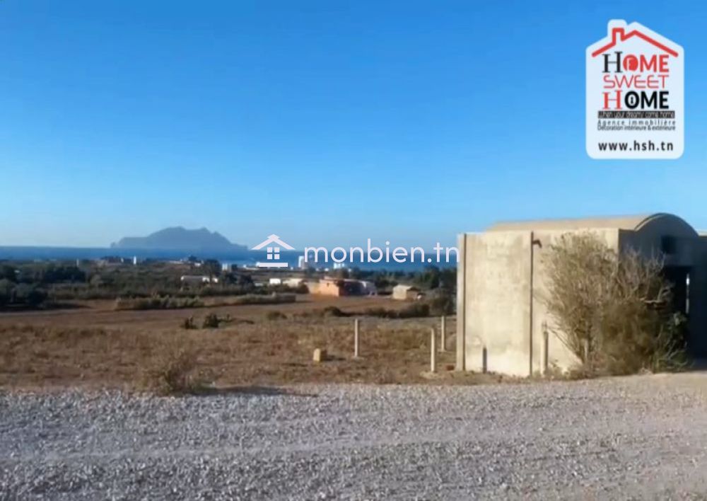 Terrain Promoteur Loris à Vendre à El Haouaria