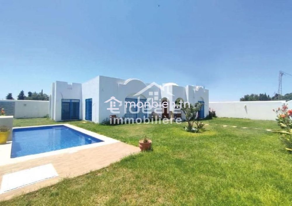 Opportunité à Saisir : Une villa clé en main avec piscine dans un cadre calme à Hammamet.