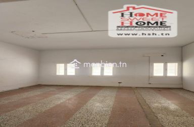 Dépôt Diama à Louer aux Berges du Lac3