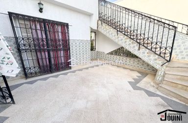 Grande Villa Près De Fatouma Bourguiba Au Bardo