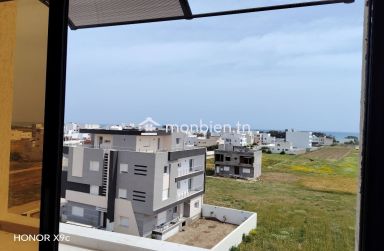 Appartement S+3  vue de mer a vendre à hammem ghzez