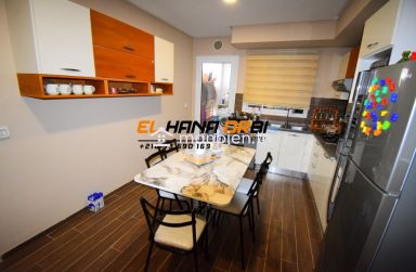 À Vendre Appartement S+2 meublé avec parking à mahdia