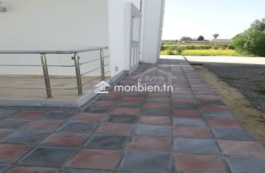 2 étages de villa indépendans à Hammamet Sud à vendre 51355351