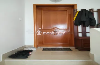 un appartement S+3 situé à El Menzah 9