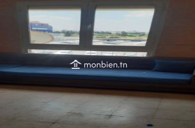 À Louer – Appartement S+2 Meublé à Cité El Khadhra