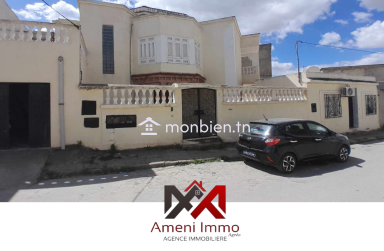 à vendre villa style américain à El Mourouj 3.