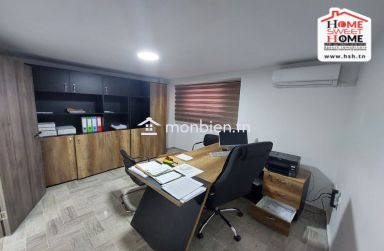 Local Zarhena à Louer à Charguia