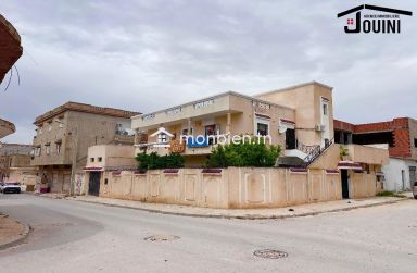 Grande Maison 300 m² à Sidi Hassine Tunis