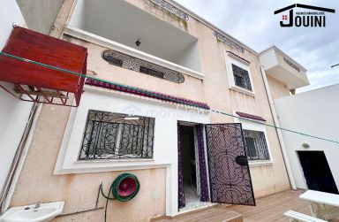 Grande Maison 300 m² à Sidi Hassine Tunis