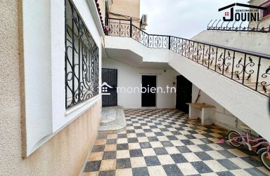 Grande Maison 300 m² à Sidi Hassine Tunis