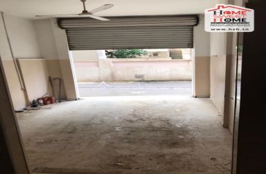 Local Devan à Louer à Omrane Sup