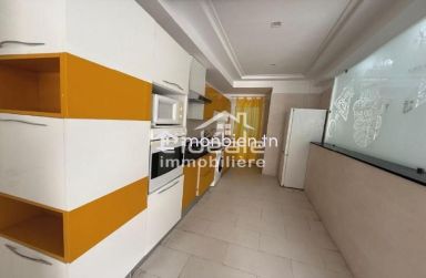 Appartement rez de chaussée location annuelle