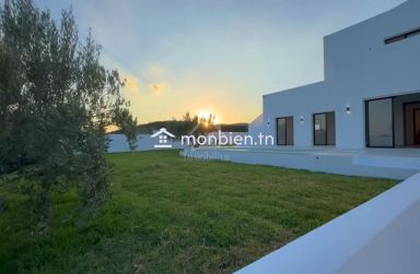 Villa avec jardin et piscine à vendre à Hammamet Sud51355351