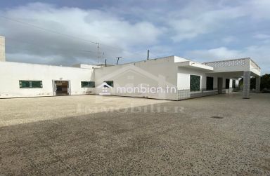 On met on vente chez notre agence MS_IMMOBILIER une belle maison à Nabeul