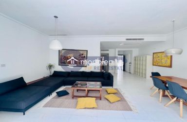 A Louer villa ave pisicneà Gammarth