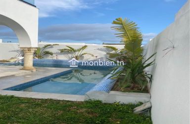 Charmante villa s+3 avec piscine à Hammamet à vendre 51355351