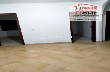 Etage S4 Zeoui à Louer à Cité les palmeraies, L'Aouina