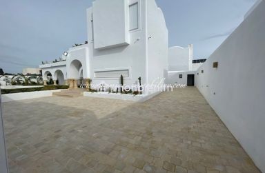 Réf : V277 Villa la Sauge 1