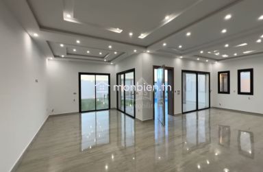 Villa S+4 toute neuve avec piscine à vendre à Hammamet Sud 51355351