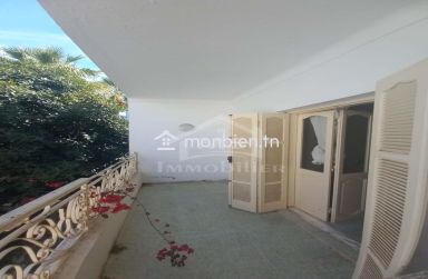 Une villa avec jardin à vendre à Hammamet 51355351