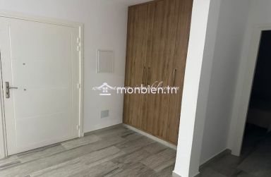 Réf : L1192 Appartement Floral