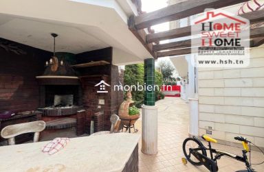 RDC de Villa S3 Akuil à Louer à Ain Zaghouan Sud