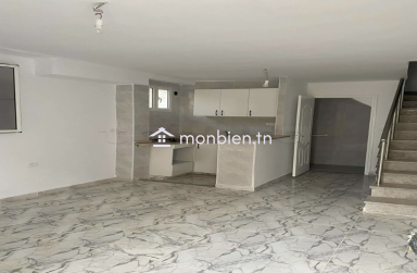 un joli studio en format duplex,