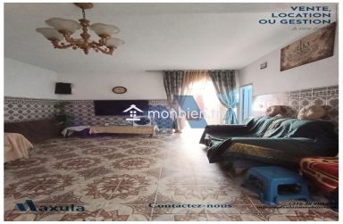 À VENDRE MAISON D’ANGLE S+5 À RADES MALLEHA
