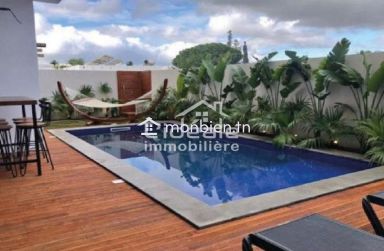 appartement S3 de 250 m récemment construite à Hammamet