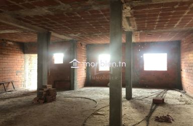 Maison avec garage encours de construction à Hammamet à vendre 51355351