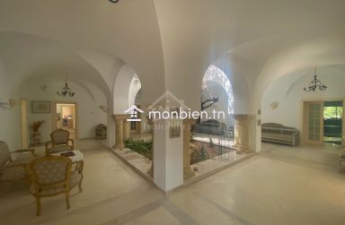 Location estivale: Grande Villa meublée avec piscine à louer 51355351