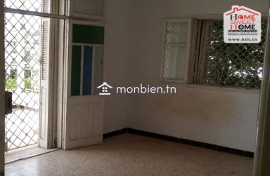 Etage de Villa Tiras à Vendre à Bardo