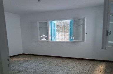 Studio à Hay Intilaka / El Omrane Supérieur
