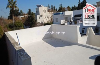 Etage de Villa Ayette à Louer à Carthage Salambo