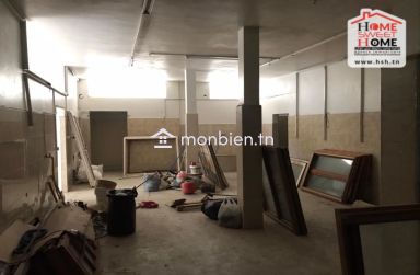 Local Devan à Louer à Omrane Sup