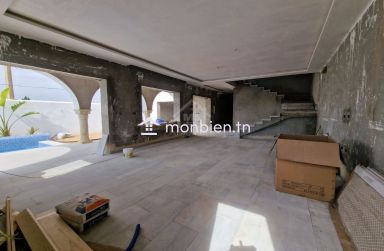 Charmante villa avec piscine encours de finition à vendre 51355351