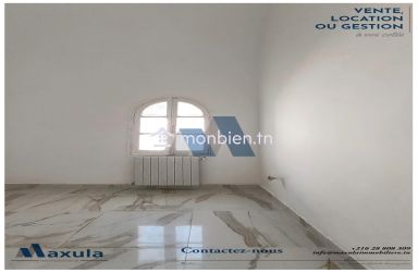 À LOUER VILLA S+4 À USAGE BUREAUTIQUE FACE À LA MER DE RADES PLAGE