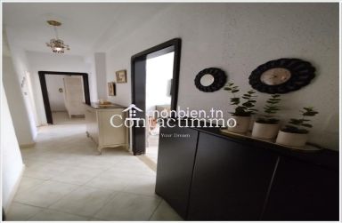 Appartement S+2 au 2émé étage à vendre